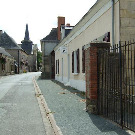 Les Escargots Bed & Breakfast Vauchretien Exterior photo